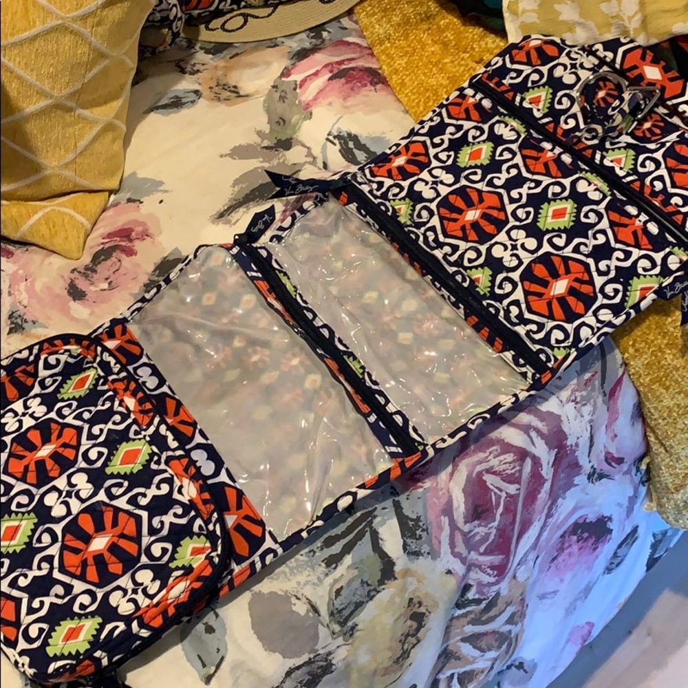 Toiletry travel case